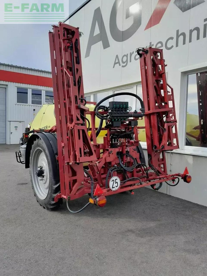 Hardi ranger 2500 - Pulverizador de arrastar: foto 3 Hardi ranger 2500 - Pulverizador de arrastar: foto 3