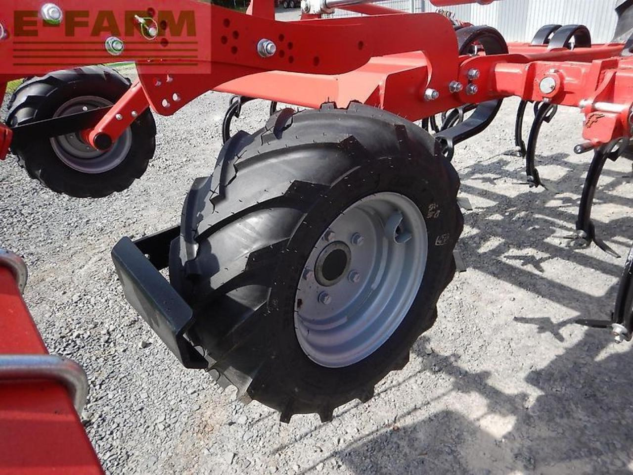 Horsch finer 5 sl 4 x tiefenräder mech. tf - Cultivador: foto 5 Horsch finer 5 sl 4 x tiefenräder mech. tf - Cultivador: foto 5