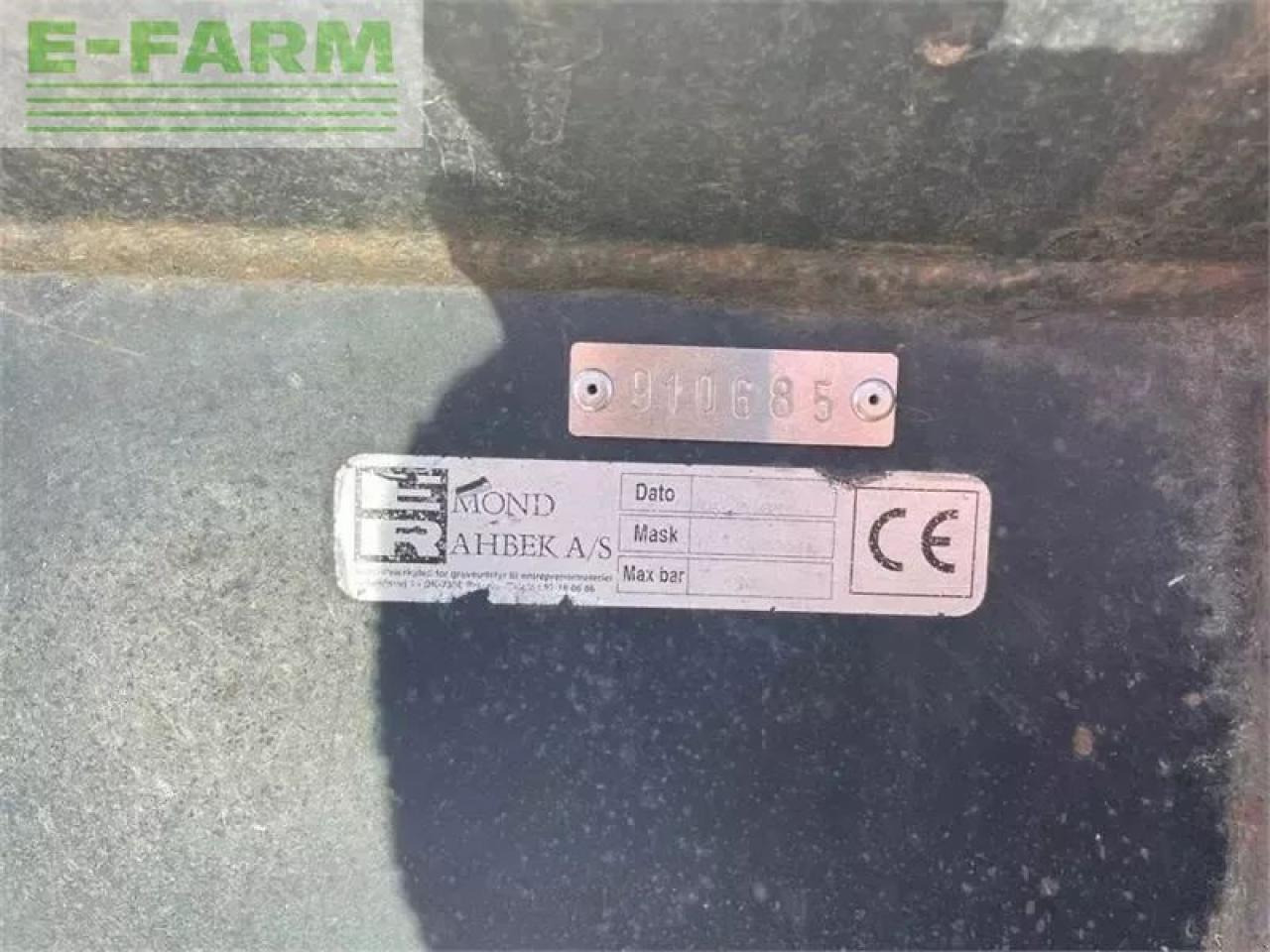 Hyundai hl 740-7 med højtipskovl - Mini escavadeira: foto 3 Hyundai hl 740-7 med højtipskovl - Mini escavadeira: foto 3