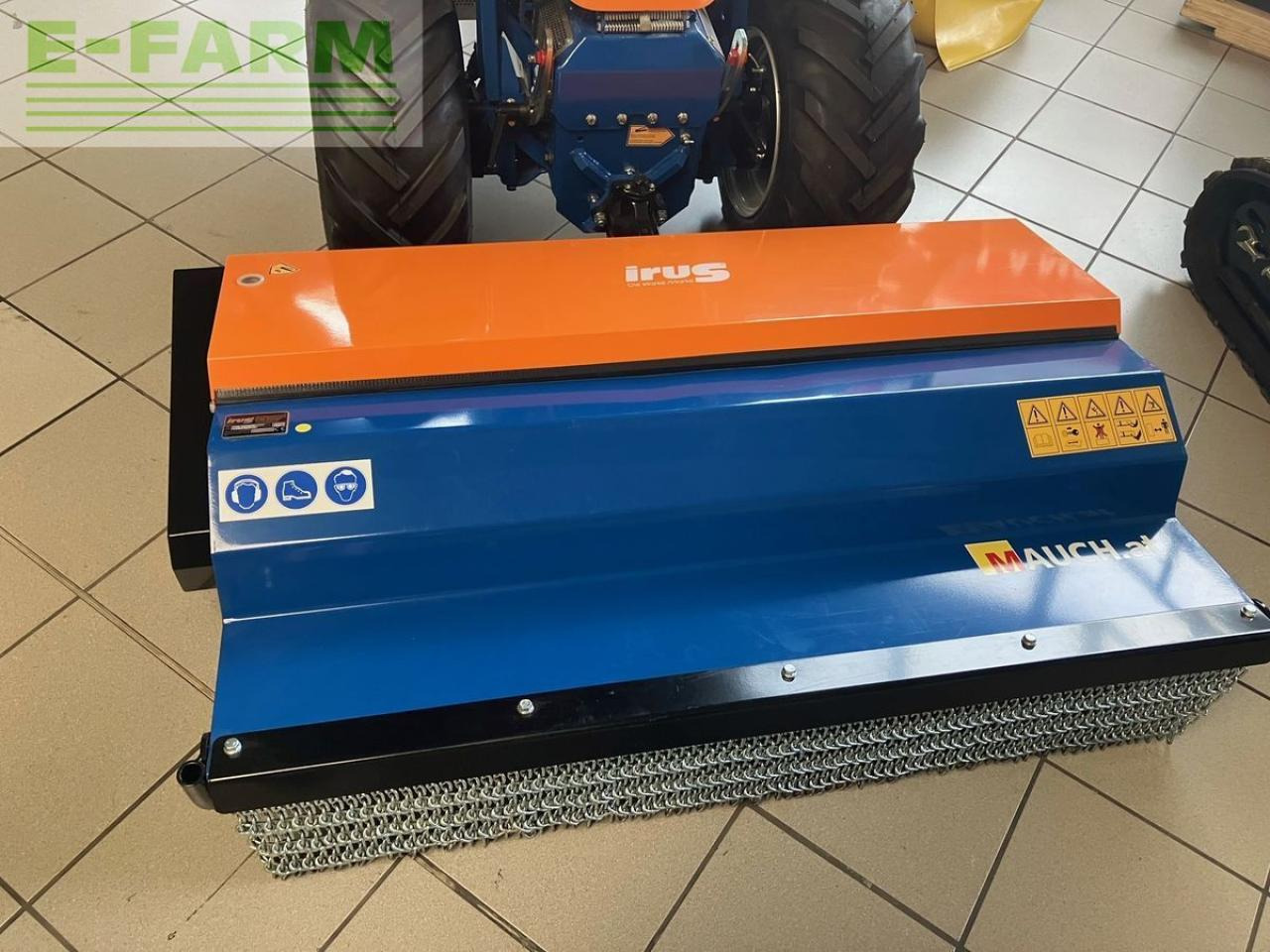 Irus unikom komfort 27,3 ps - Gadanheira: foto 5 Irus unikom komfort 27,3 ps - Gadanheira: foto 5