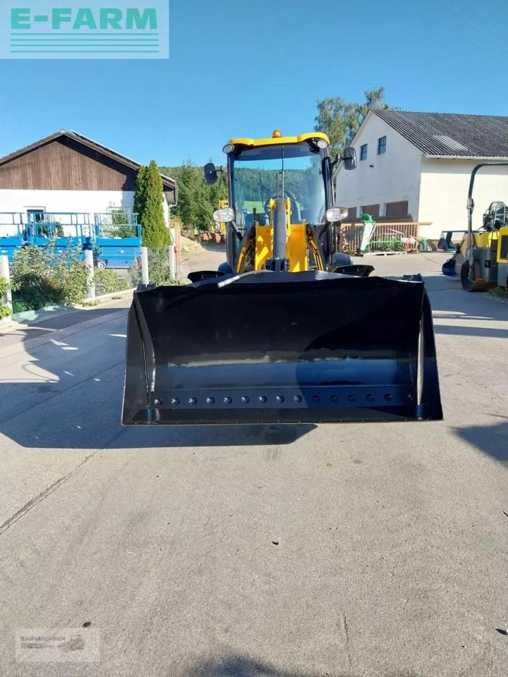 JCB 409 - Mini escavadeira: foto 2 JCB 409 - Mini escavadeira: foto 2