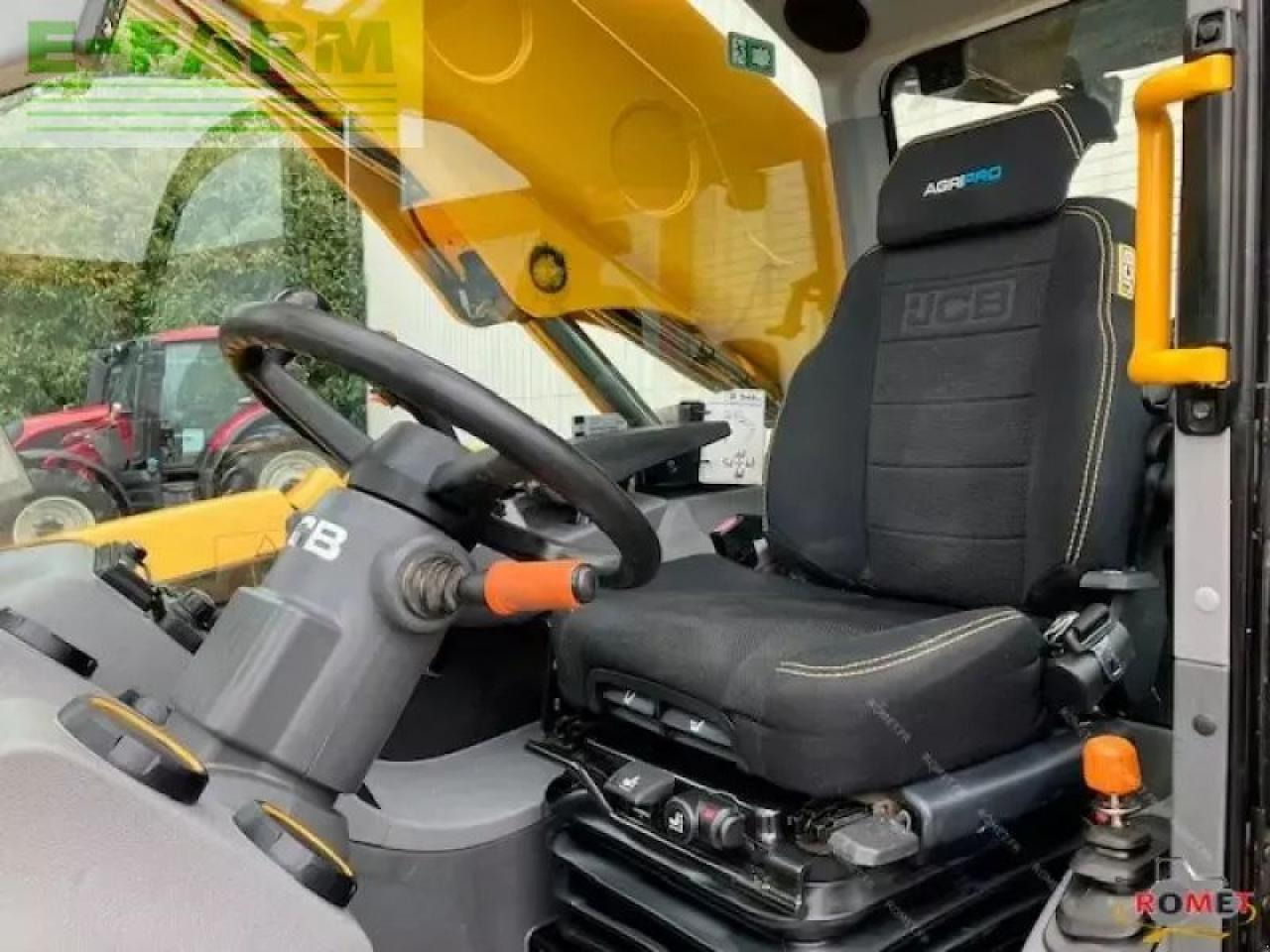 JCB 542-70 agripro - Empilhador telescópico: foto 3 JCB 542-70 agripro - Empilhador telescópico: foto 3