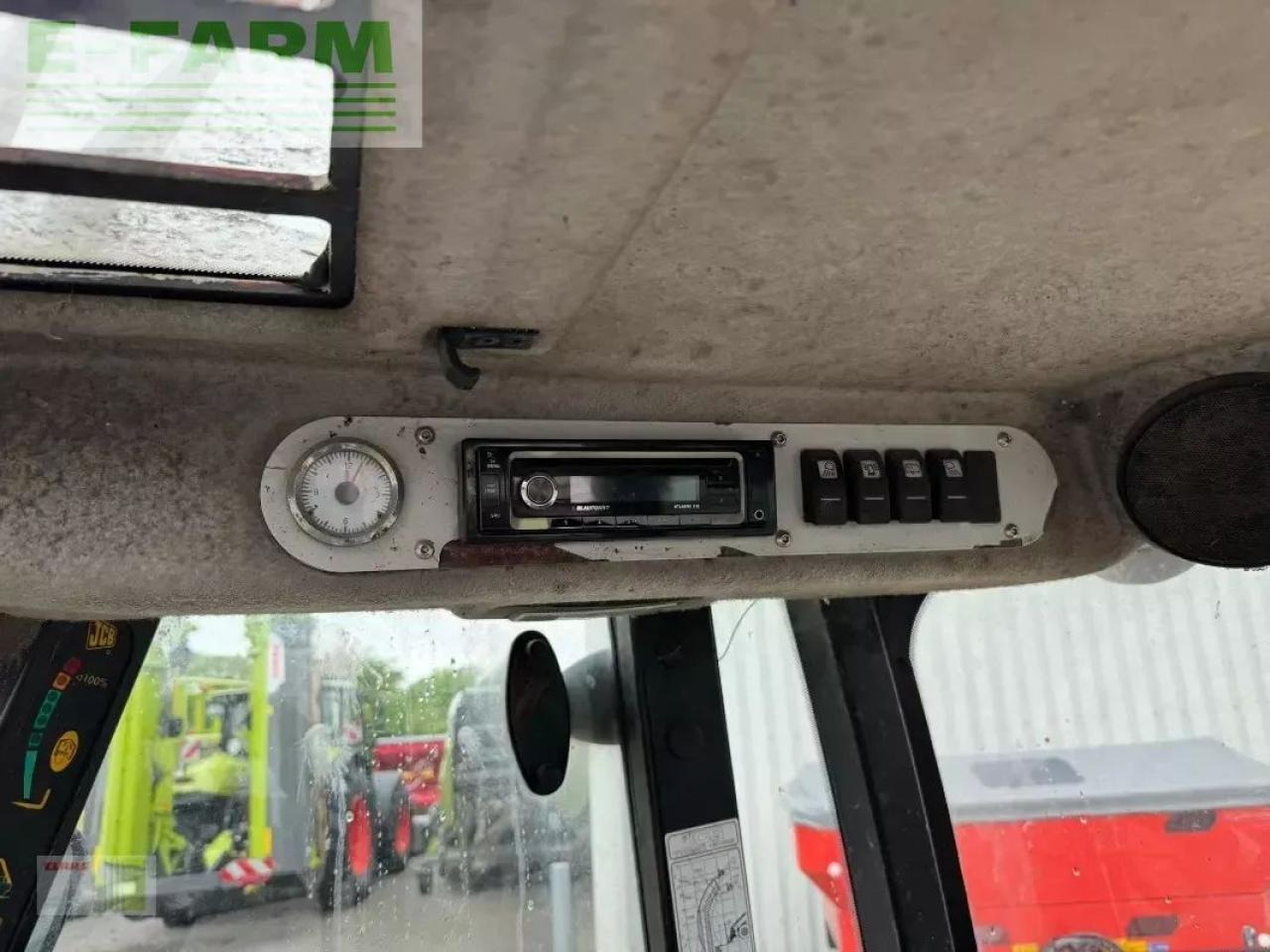 Mini escavadeira JCB tm 220 agri tele: foto 11