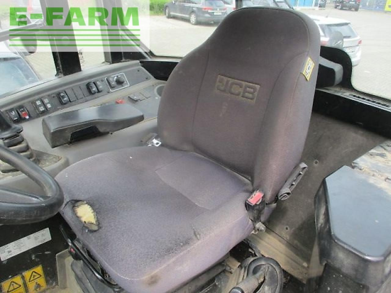 Mini escavadeira JCB tm 220 teleskopradlader: foto 6