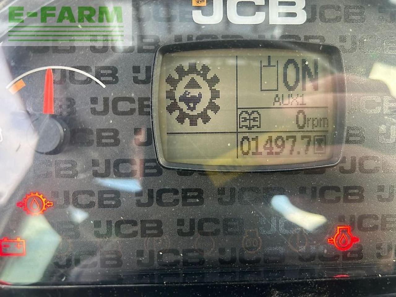 Mini escavadeira JCB tm180: foto 8