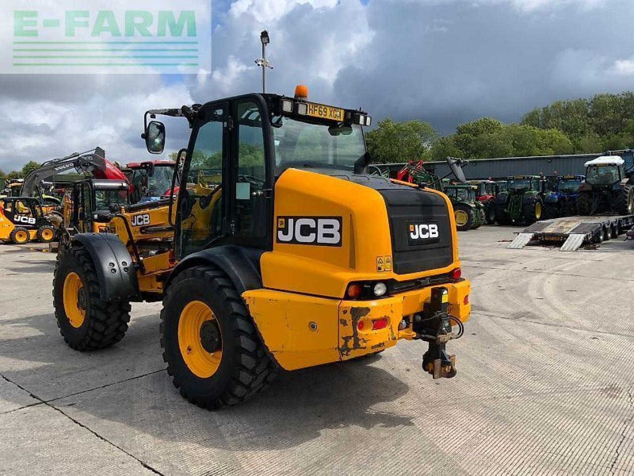 JCB tm320s pivot steer telehandler (st23560) - Carregadeira de rodas: foto 5 JCB tm320s pivot steer telehandler (st23560) - Carregadeira de rodas: foto 5
