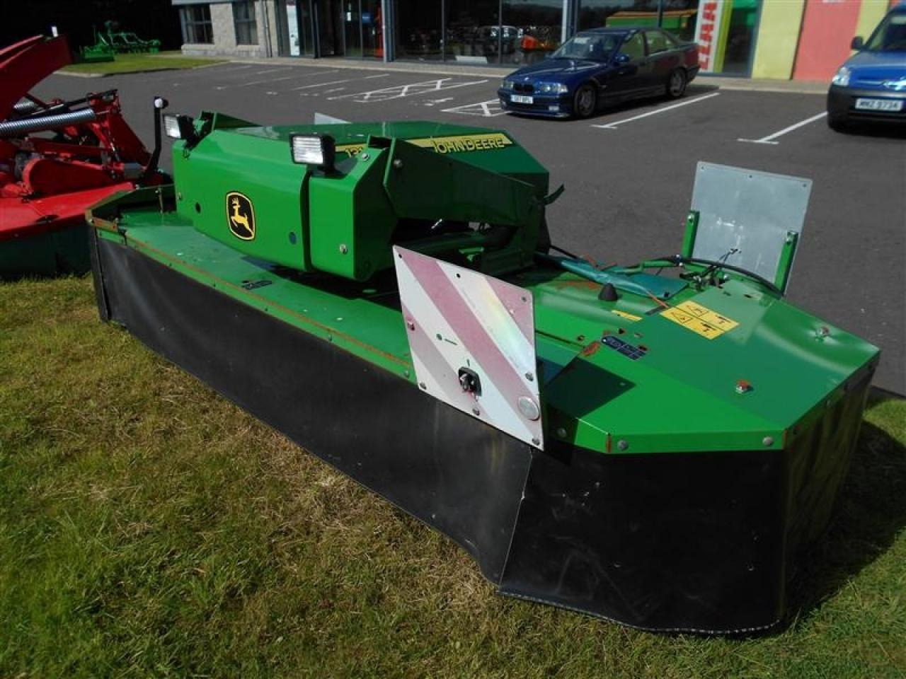John Deere 131 - Gadanheira: foto 5 John Deere 131 - Gadanheira: foto 5
