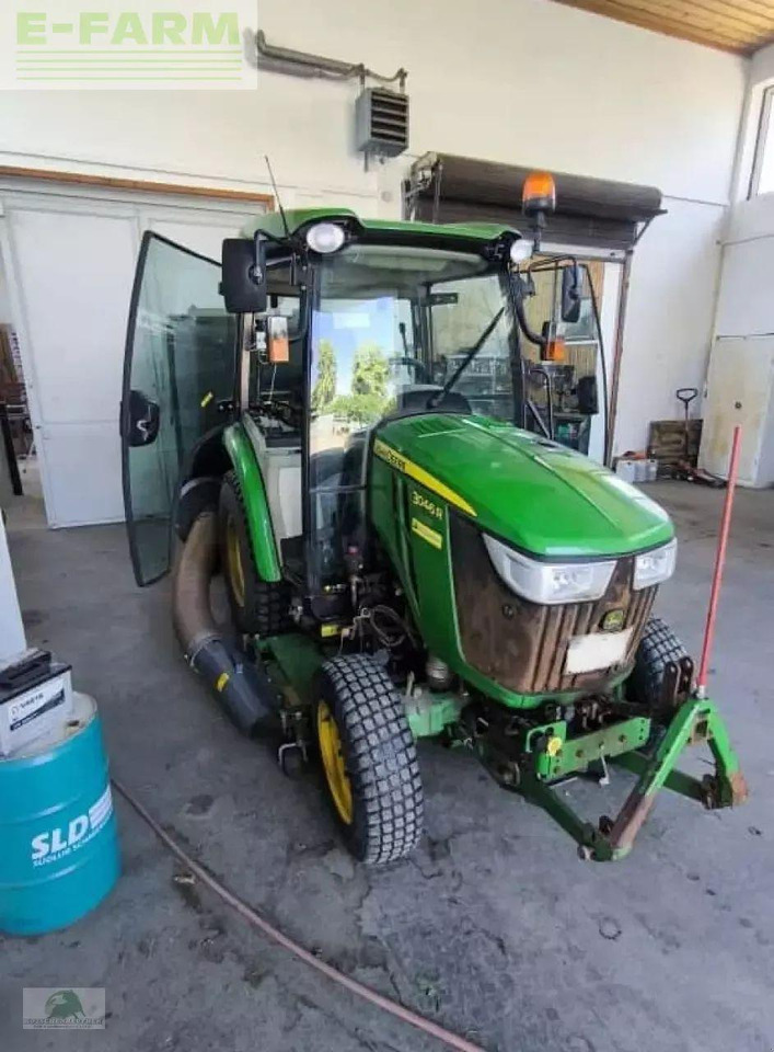 John Deere 3046r - Trator: foto 3 John Deere 3046r - Trator: foto 3