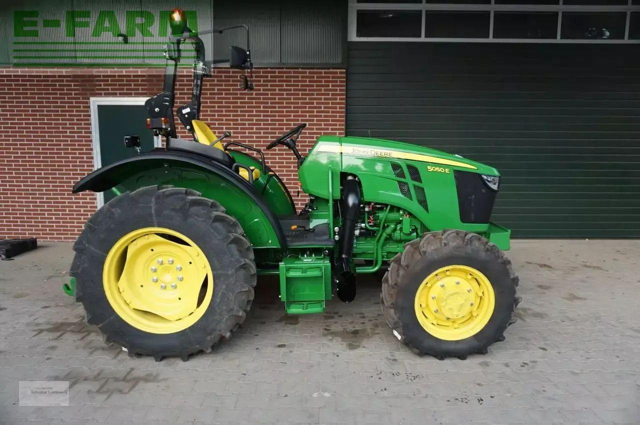 John Deere 5050e neumaschine - Trator: foto 5 John Deere 5050e neumaschine - Trator: foto 5