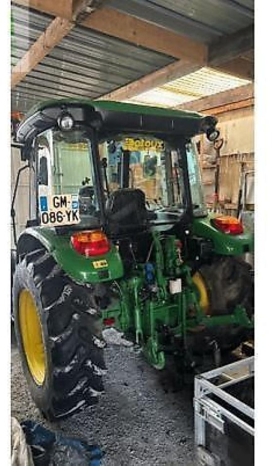 John Deere 5058e - Trator: foto 2 John Deere 5058e - Trator: foto 2