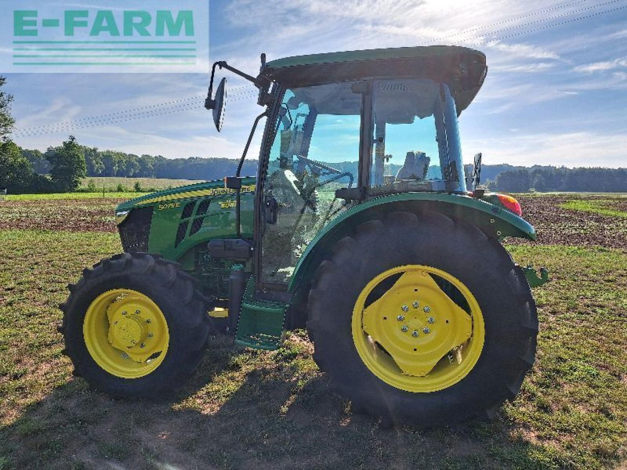 John Deere 5075e - Trator: foto 2 John Deere 5075e - Trator: foto 2