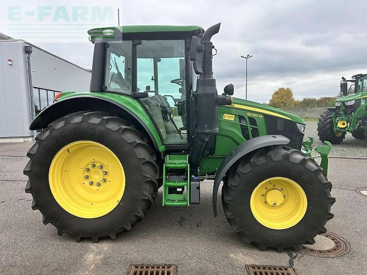 John Deere 6090m - Trator: foto 4 John Deere 6090m - Trator: foto 4