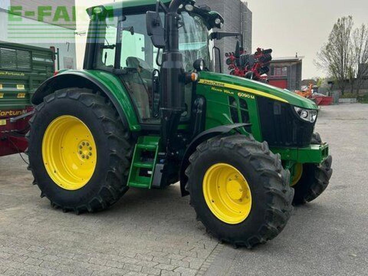 John Deere 6090m - Trator: foto 1 John Deere 6090m - Trator: foto 1