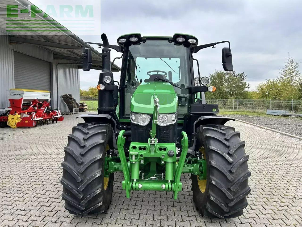 John Deere 6090m - Trator: foto 3 John Deere 6090m - Trator: foto 3