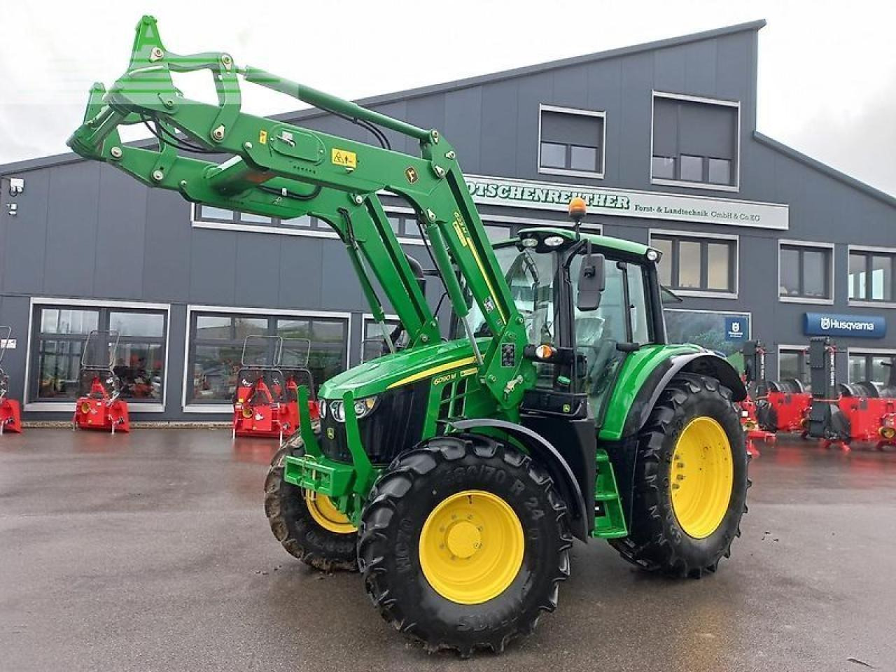John Deere 6090m - Trator: foto 1 John Deere 6090m - Trator: foto 1