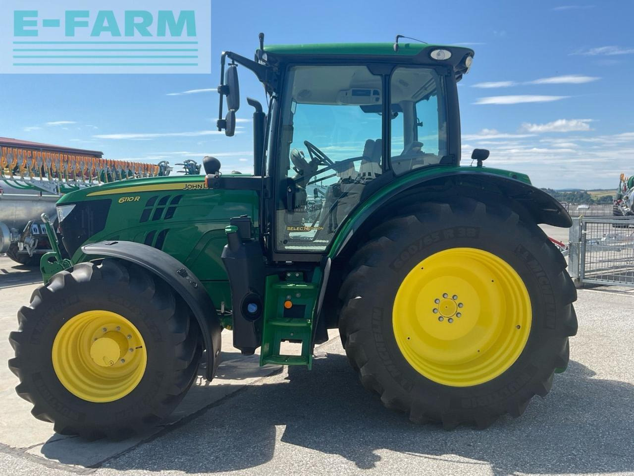 John Deere 6110R - Trator: foto 2 John Deere 6110R - Trator: foto 2