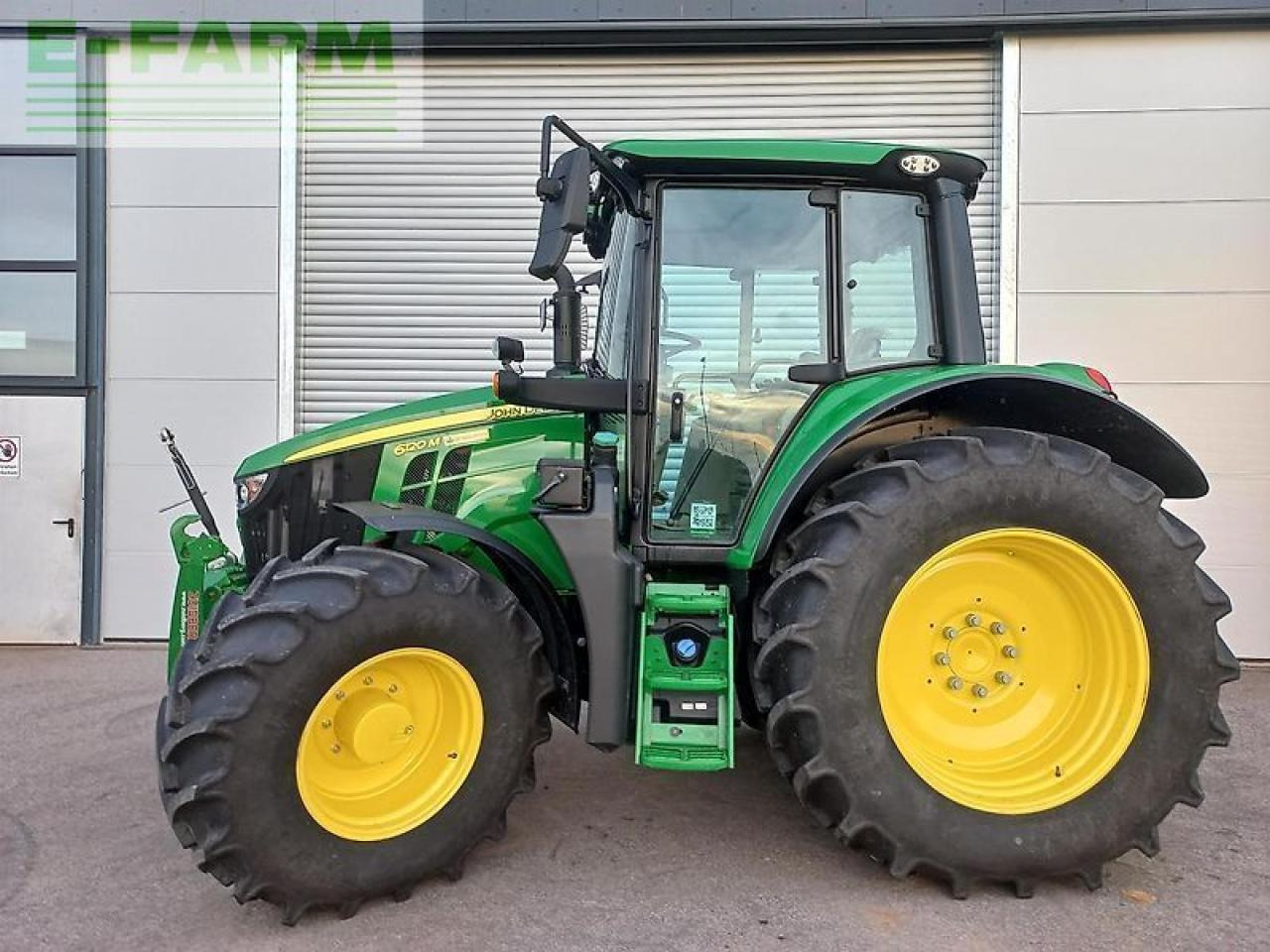 John Deere 6120m - Trator: foto 1 John Deere 6120m - Trator: foto 1