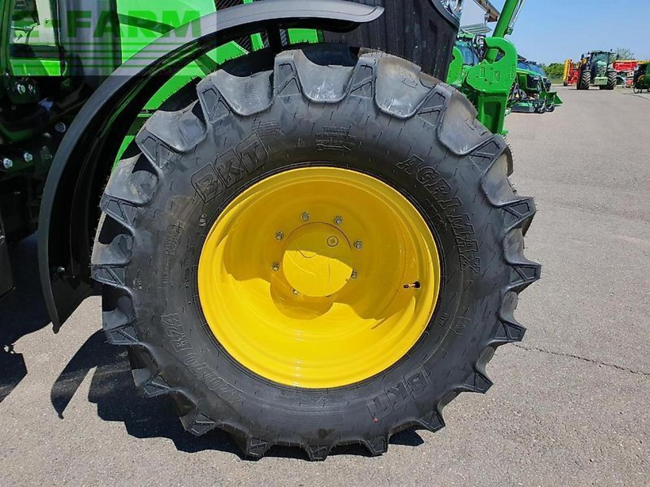 John Deere 6120m aq+ - Trator: foto 3 John Deere 6120m aq+ - Trator: foto 3