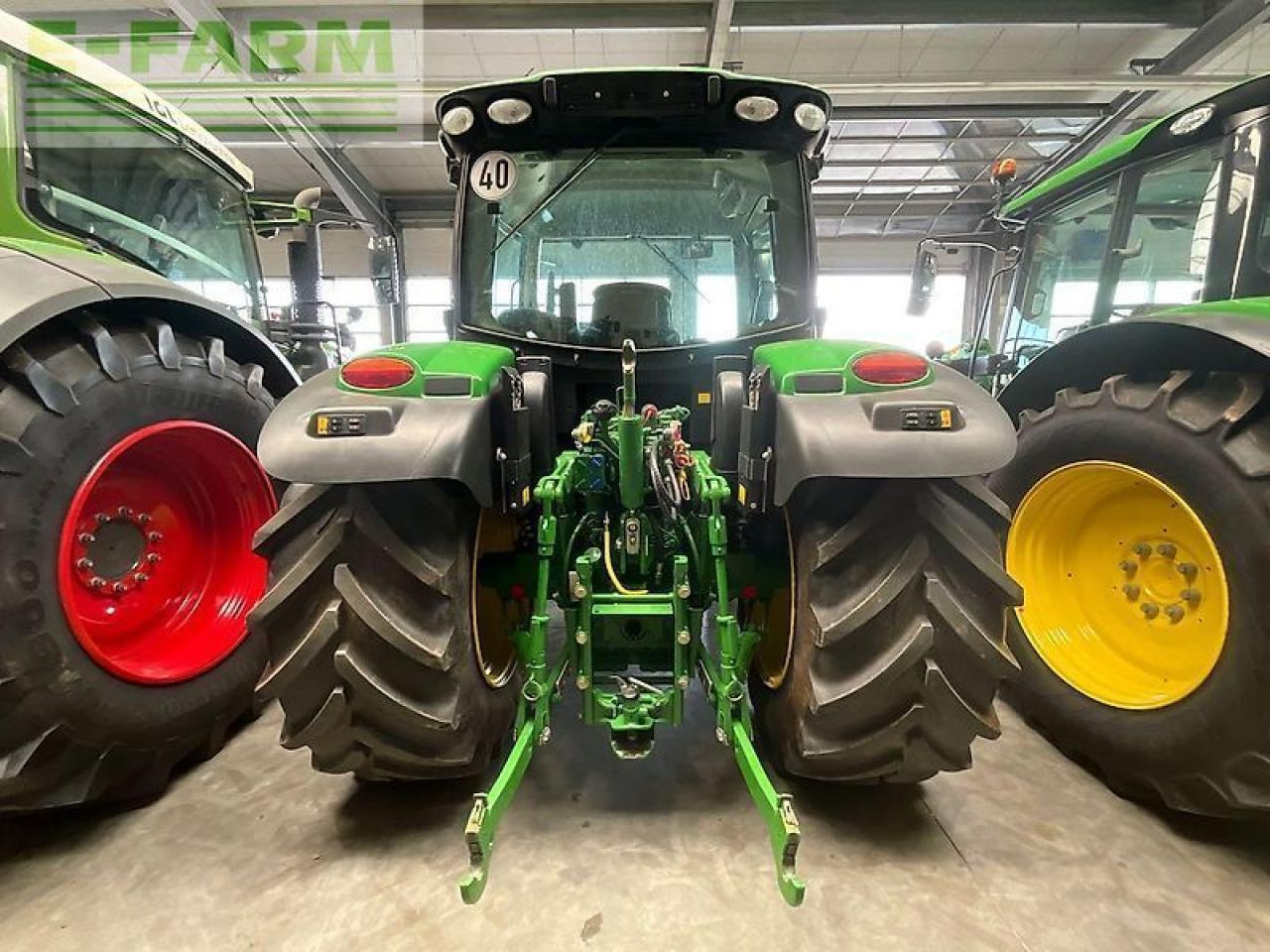 John Deere 6125 r - Trator: foto 4 John Deere 6125 r - Trator: foto 4