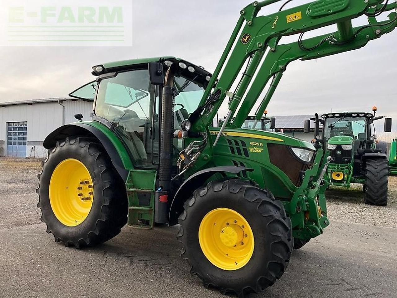 John Deere 6125r - Trator: foto 3 John Deere 6125r - Trator: foto 3