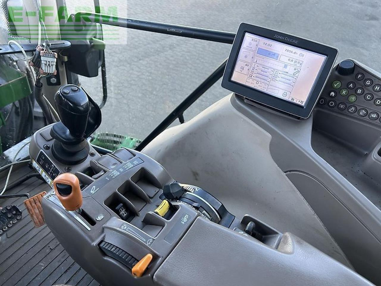 John Deere 6125r - Trator: foto 3 John Deere 6125r - Trator: foto 3