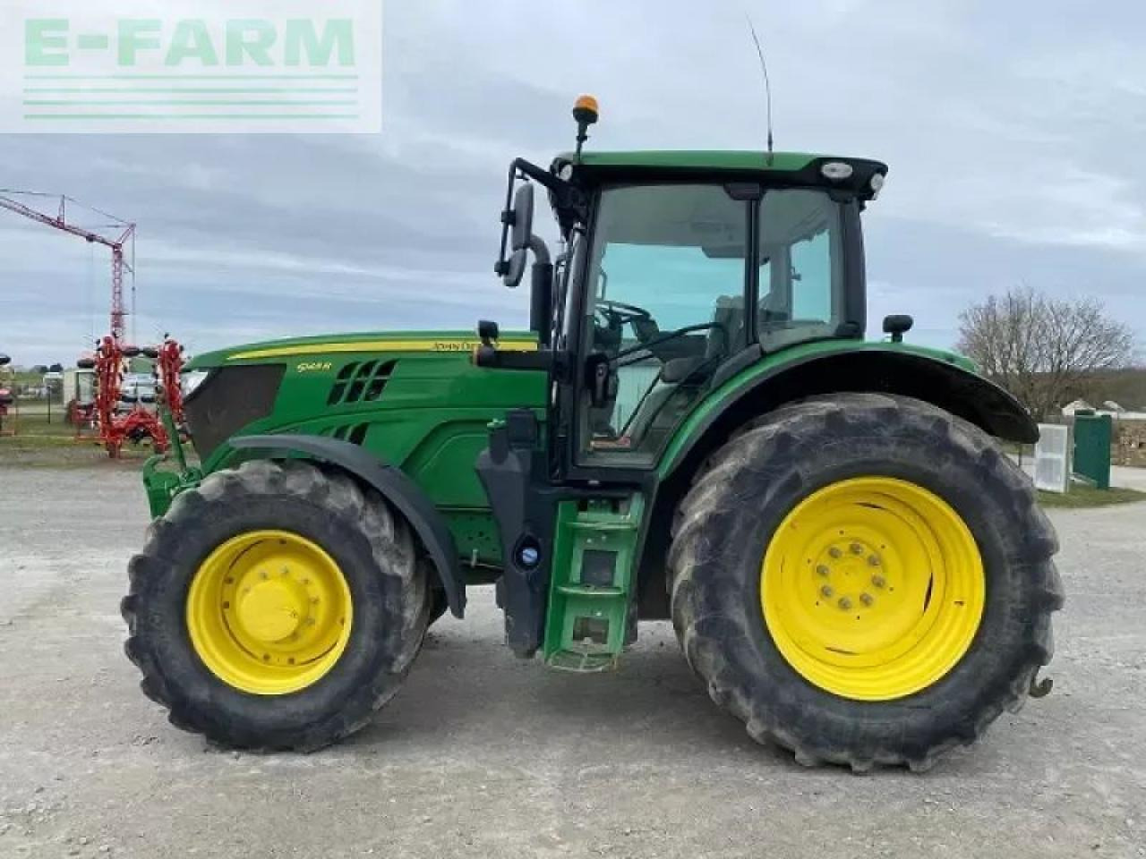 John Deere 6145r - Trator: foto 3 John Deere 6145r - Trator: foto 3