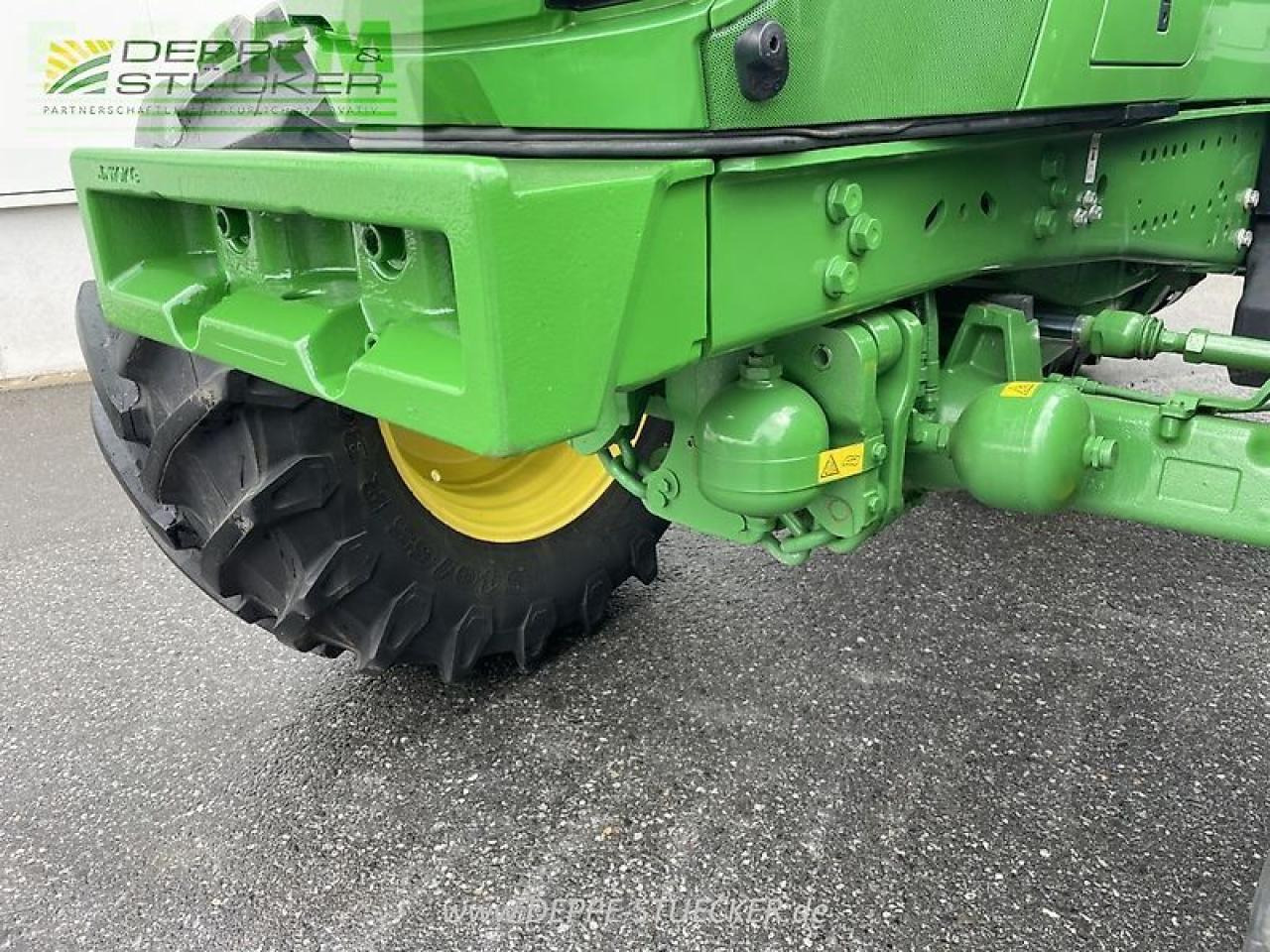 Trator John Deere 6155r: foto 12
