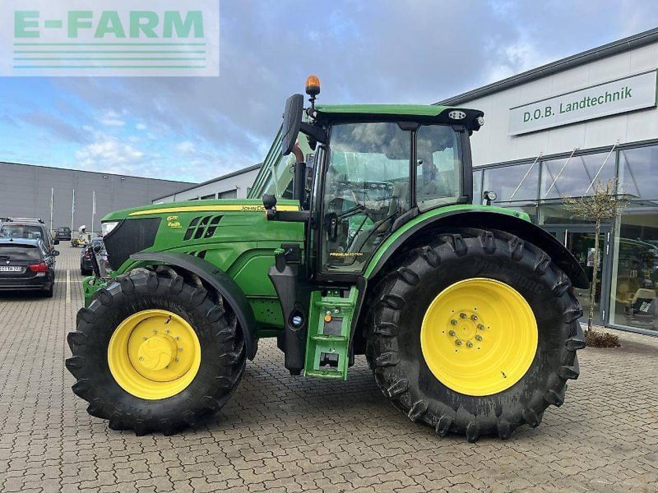 John Deere 6155r - Trator: foto 2 John Deere 6155r - Trator: foto 2