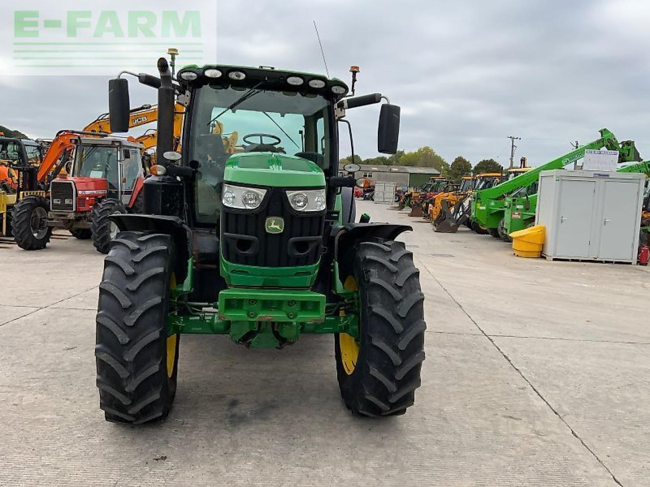 John Deere 6155r tractor (st24081) - Trator: foto 2 John Deere 6155r tractor (st24081) - Trator: foto 2