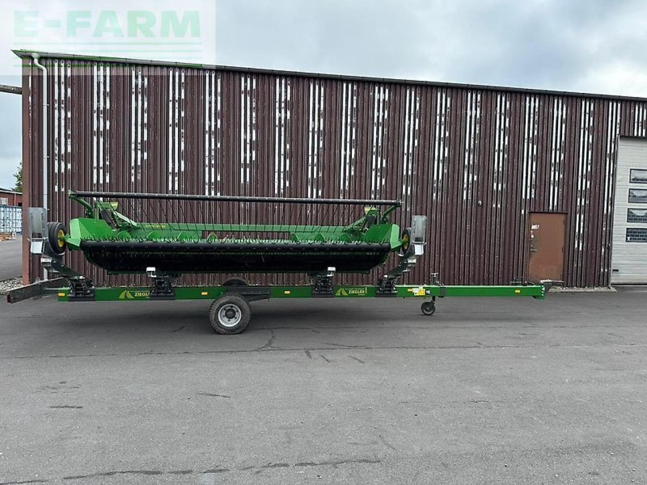 John Deere 615p bælte pickup - Acessórios para Colhedora de forragem: foto 1 John Deere 615p bælte pickup - Acessórios para Colhedora de forragem: foto 1