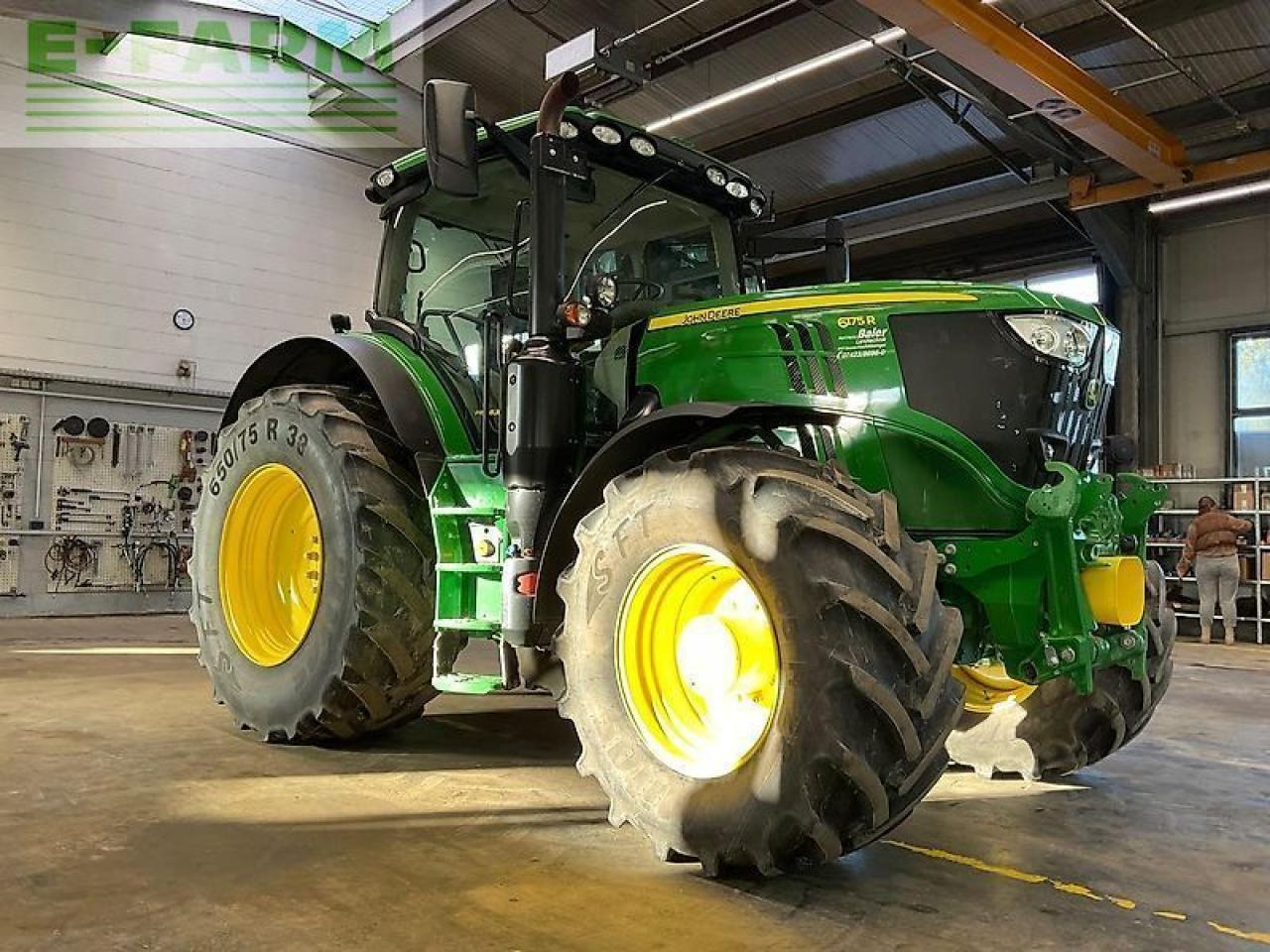 John Deere 6175 r - Trator: foto 2 John Deere 6175 r - Trator: foto 2