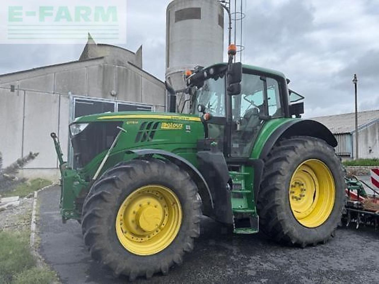 John Deere 6175m - Trator: foto 1 John Deere 6175m - Trator: foto 1