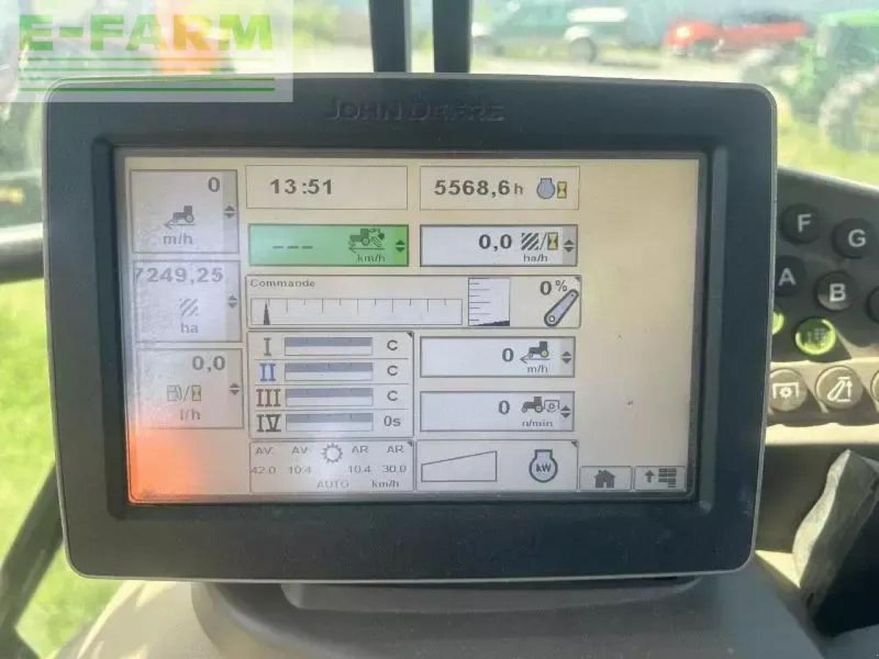 Trator John Deere 6190r: foto 8 Trator John Deere 6190r: foto 8