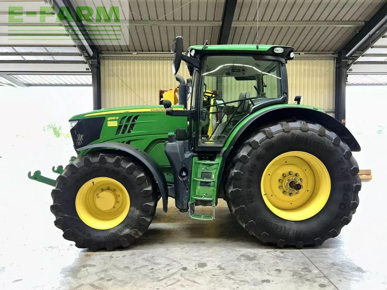 John Deere 6195r - Trator: foto 1 John Deere 6195r - Trator: foto 1