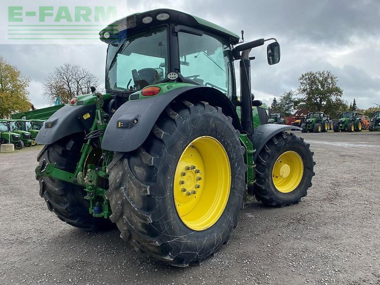 John Deere 6210r - Trator: foto 3 John Deere 6210r - Trator: foto 3