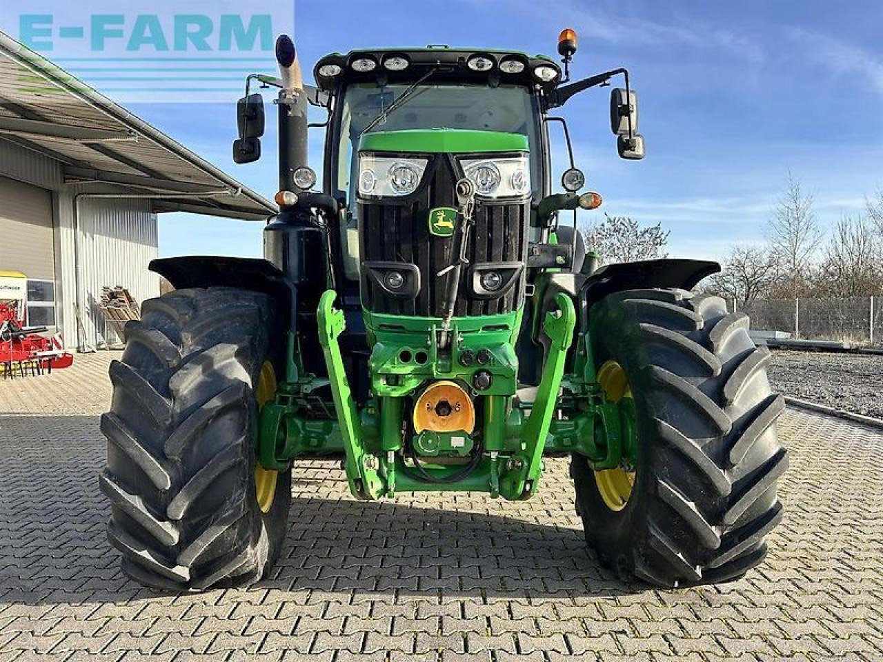 John Deere 6215r - Trator: foto 3 John Deere 6215r - Trator: foto 3