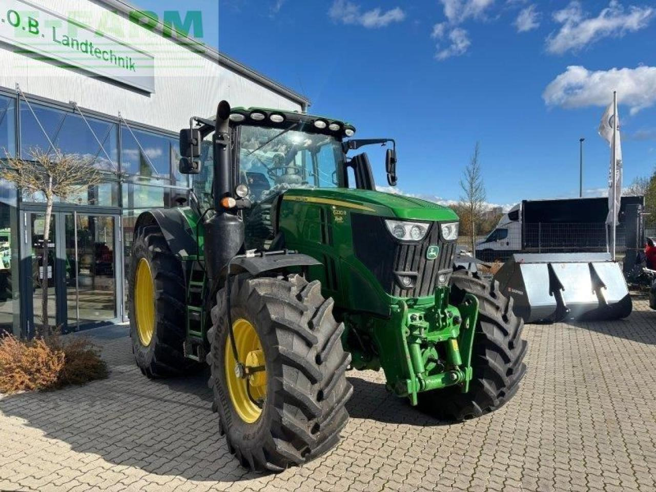 John Deere 6230r - Trator: foto 2 John Deere 6230r - Trator: foto 2
