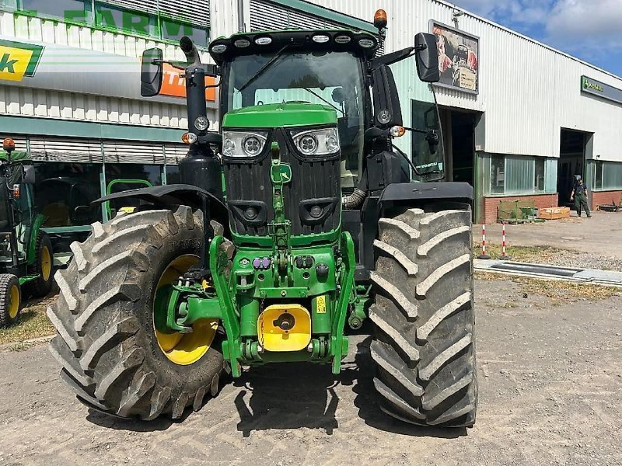 John Deere 6230r - Trator: foto 2 John Deere 6230r - Trator: foto 2