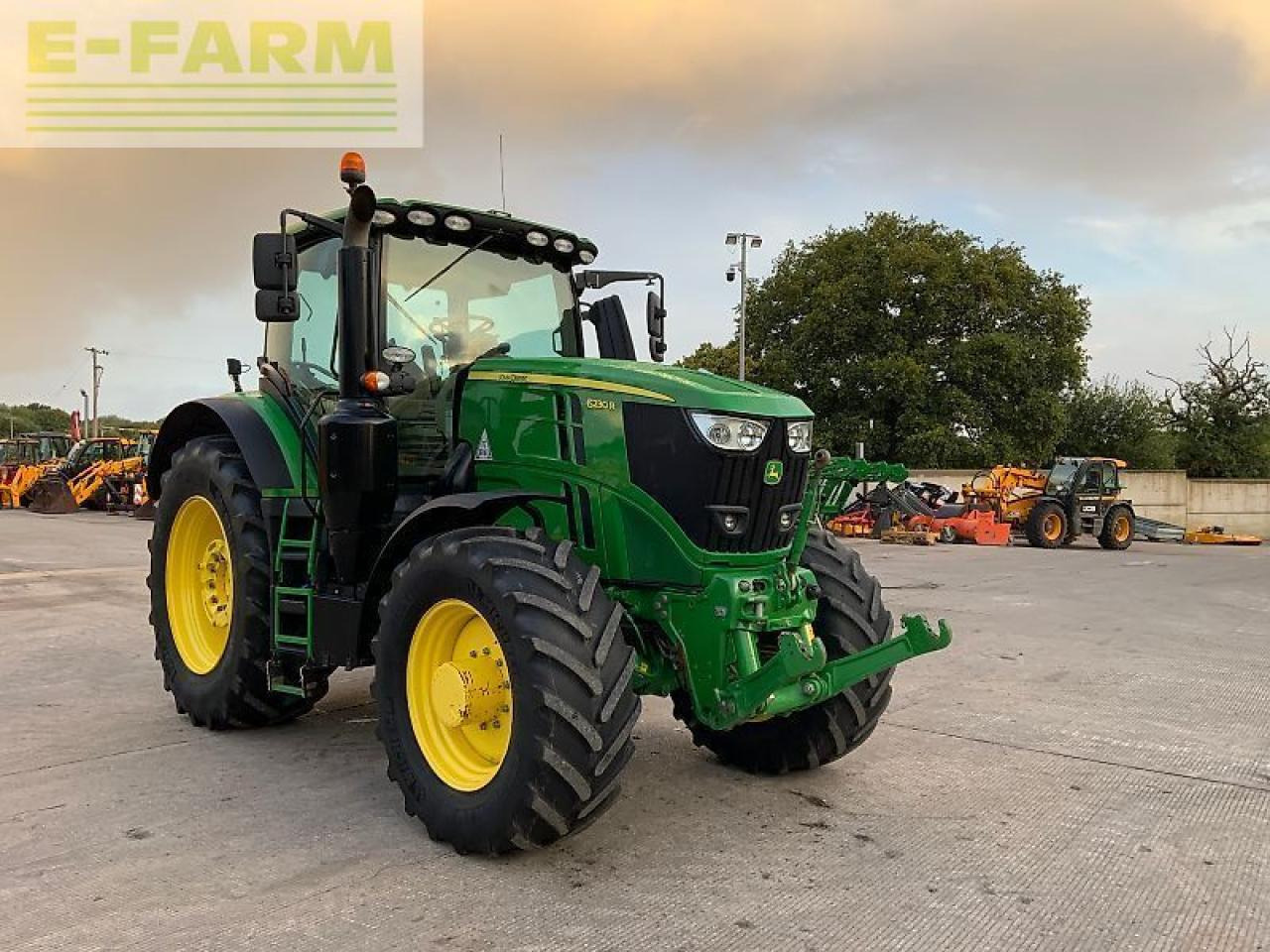 John Deere 6230r tractor (st24280) - Trator: foto 2 John Deere 6230r tractor (st24280) - Trator: foto 2