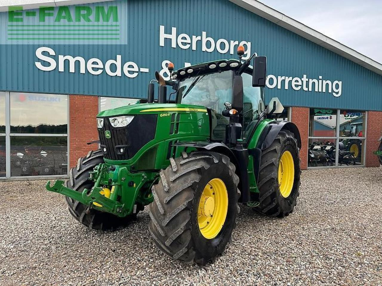 John Deere 6250r - Trator: foto 1 John Deere 6250r - Trator: foto 1