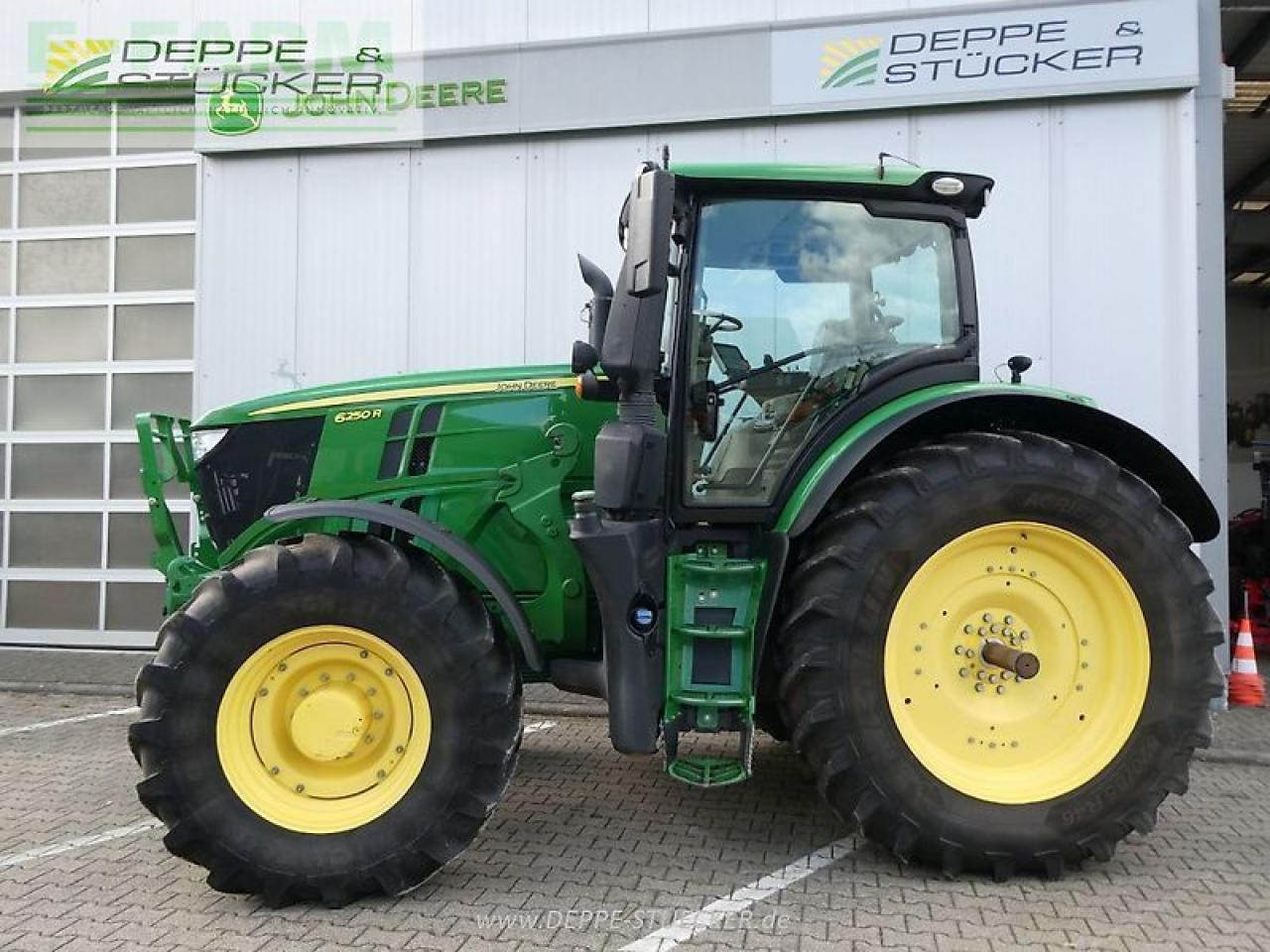 John Deere 6250r - Trator: foto 2 John Deere 6250r - Trator: foto 2
