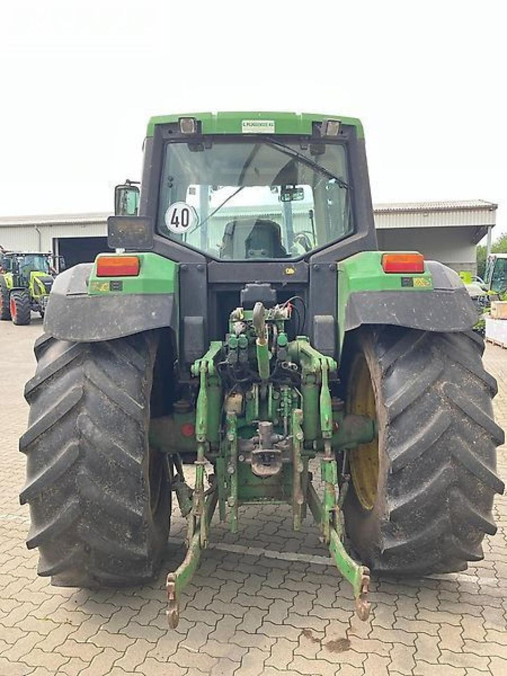 Trator John Deere 6810: foto 7