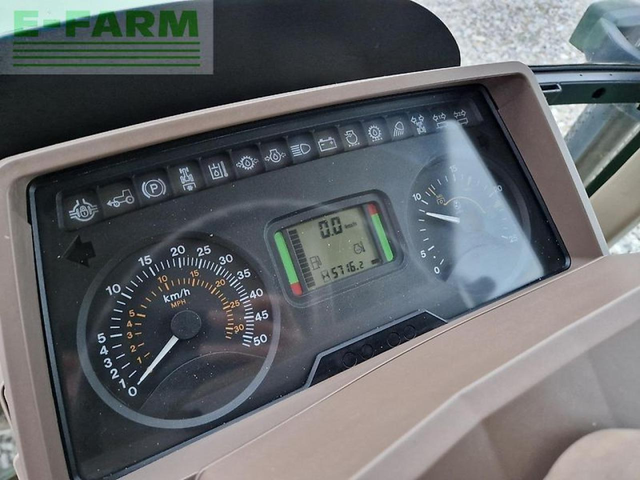 Trator John Deere 6830: foto 10