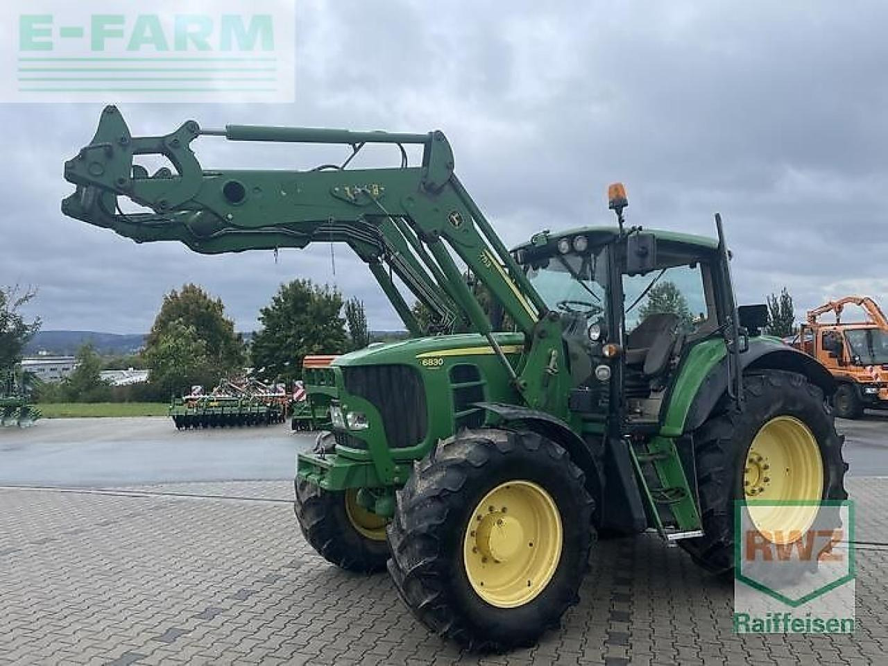 John Deere 6830 Premium - Trator: foto 1 John Deere 6830 Premium - Trator: foto 1