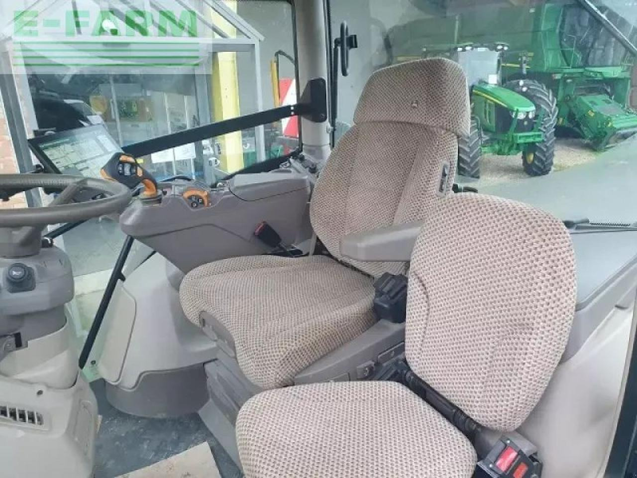 John Deere 6r 215 - Trator: foto 5 John Deere 6r 215 - Trator: foto 5