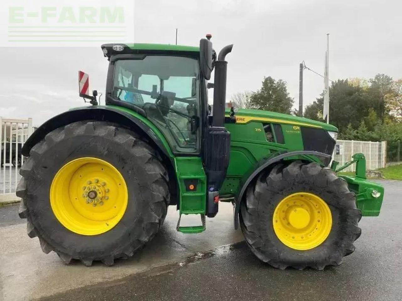 John Deere 6r 215 - Trator: foto 3 John Deere 6r 215 - Trator: foto 3