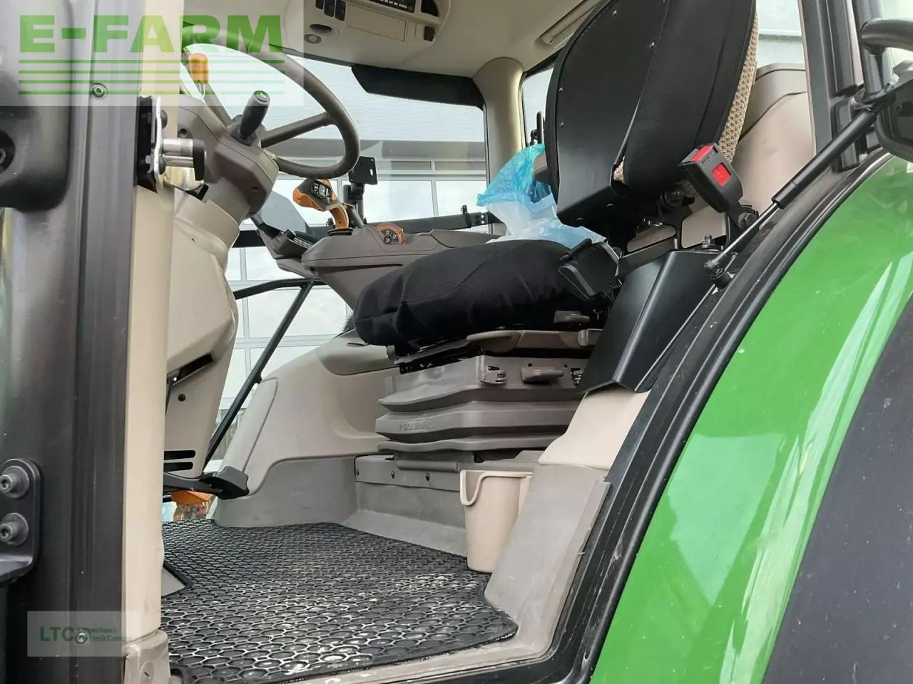 John Deere 6r 215 - Trator: foto 5 John Deere 6r 215 - Trator: foto 5