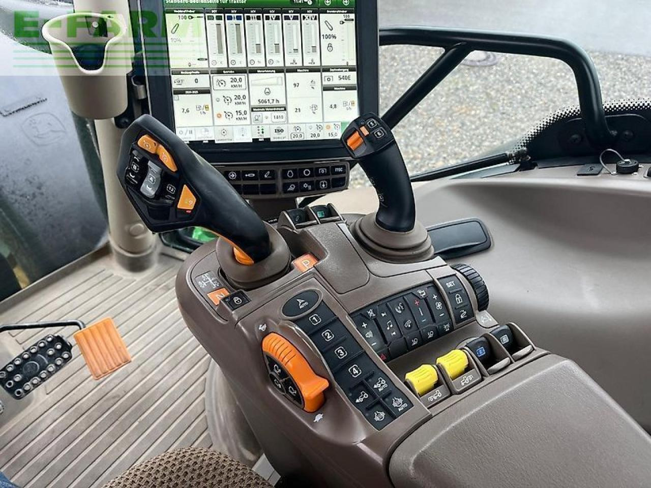 Trator John Deere 6r195: foto 13 Trator John Deere 6r195: foto 13