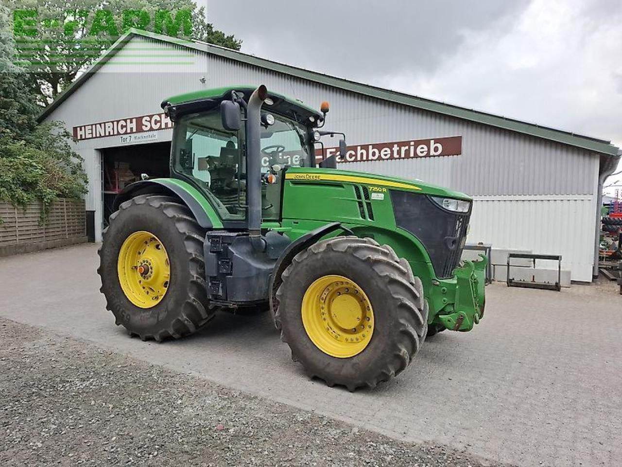 John Deere 7250 r - Trator: foto 1 John Deere 7250 r - Trator: foto 1