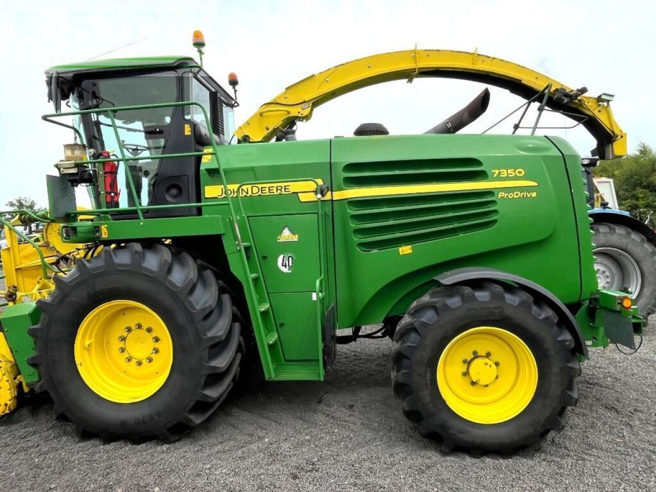 John Deere 7350 prodrive, allrad, 40 km/h, kemper 360, pick - Picadora de forragem automotriz: foto 3 John Deere 7350 prodrive, allrad, 40 km/h, kemper 360, pick - Picadora de forragem automotriz: foto 3